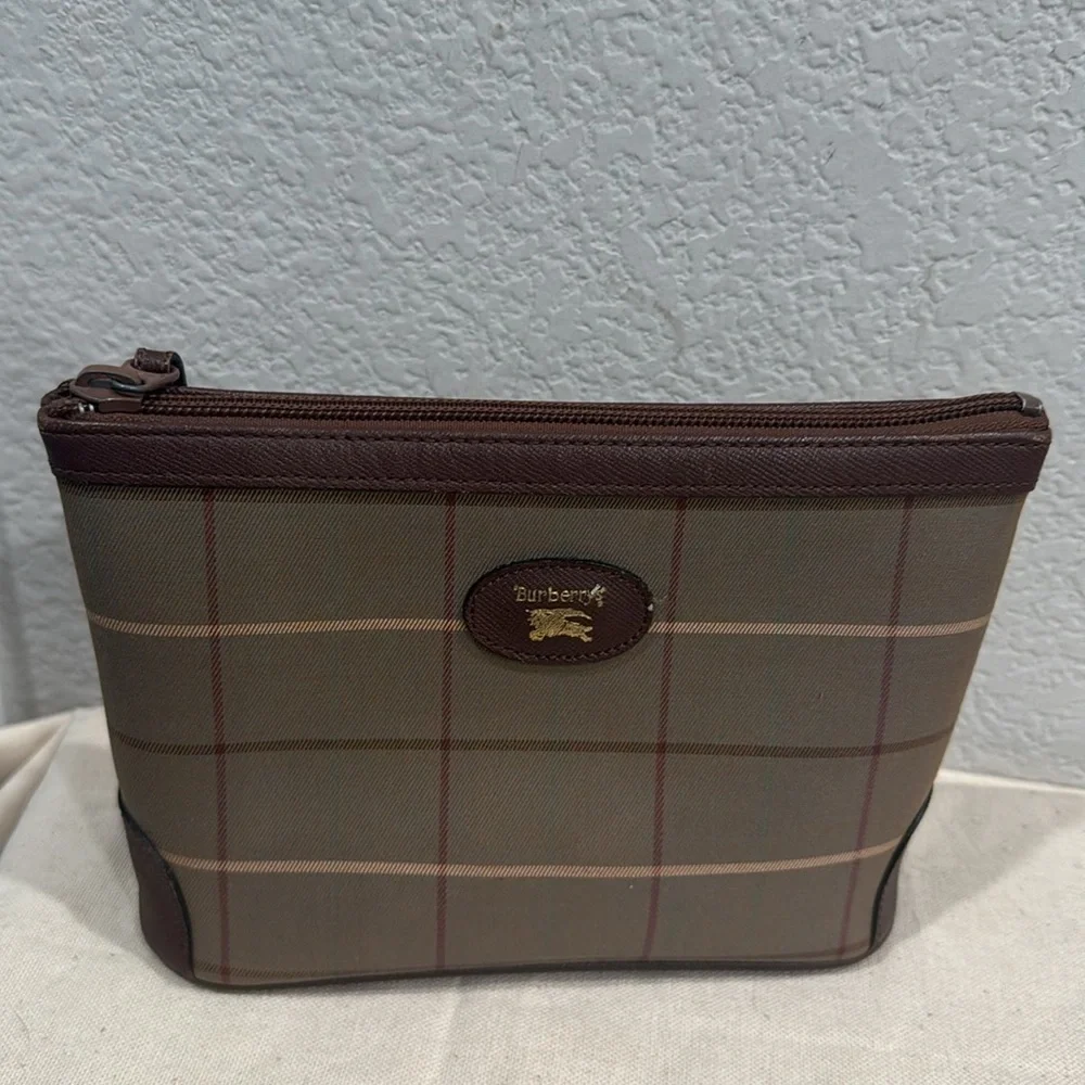 BURBERRYS VINTAGE Check Shoulder Bag with Matching Pouch - Picture 11 of 13